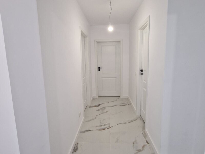 Dristor, 10 minute metrou, pe Ramnicu Valcea, bloc 1985 cu centrala