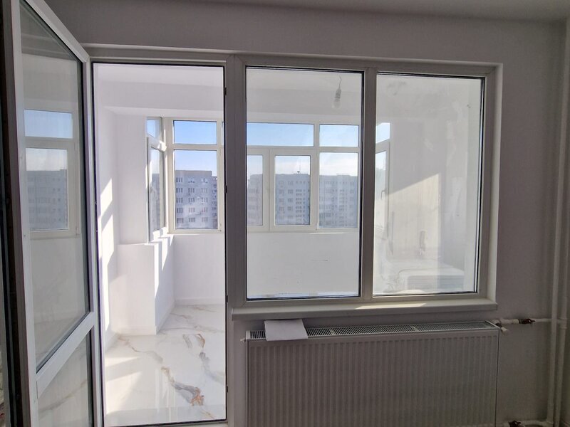 Dristor, 10 minute metrou, pe Ramnicu Valcea, bloc 1985 cu centrala